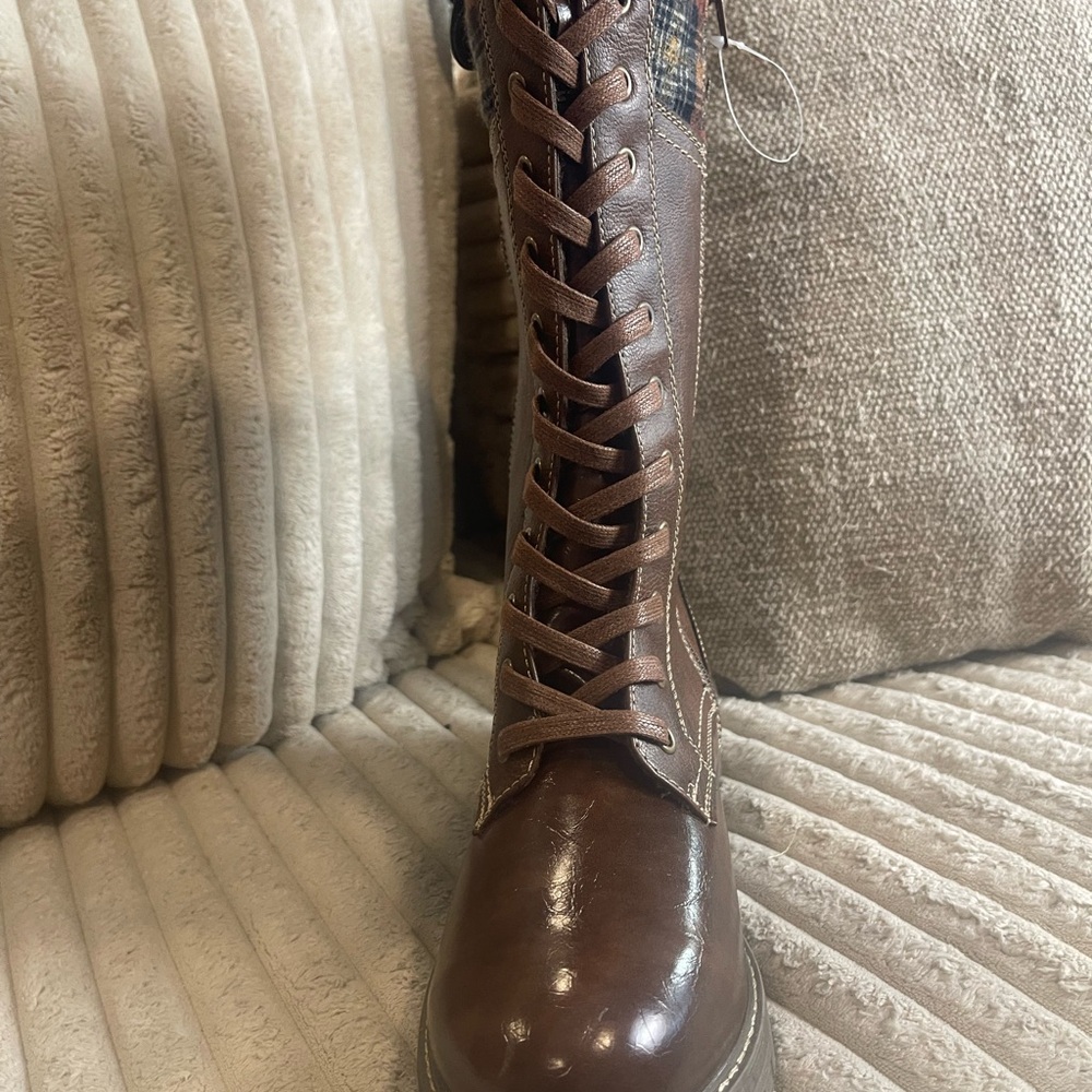 Patrizia Womens Brown Tall Lace Up Boots Plaid Cuff size 9.5 BRAND NEW SIZE 9.5 - Picture 8 of 10